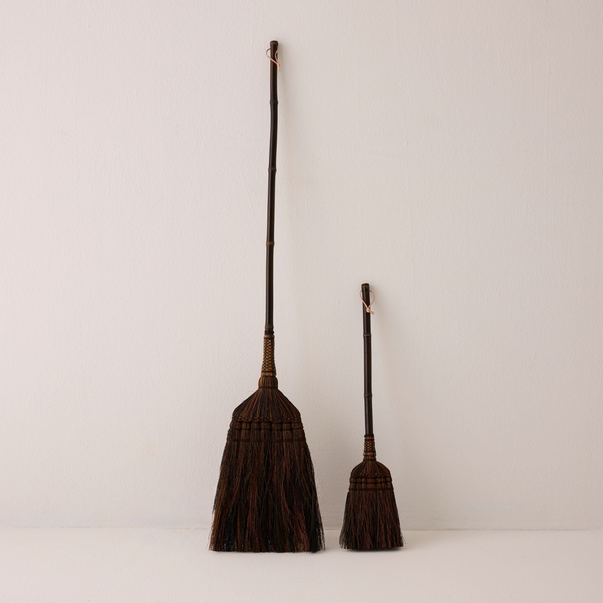 Bamboo Handle Broom - Moss