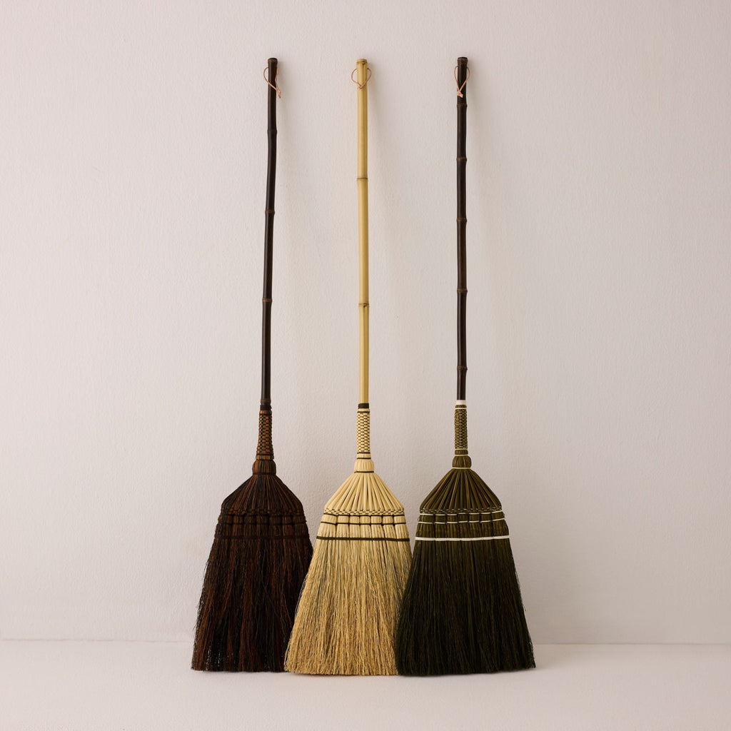 Bamboo Handle Broom - Moss