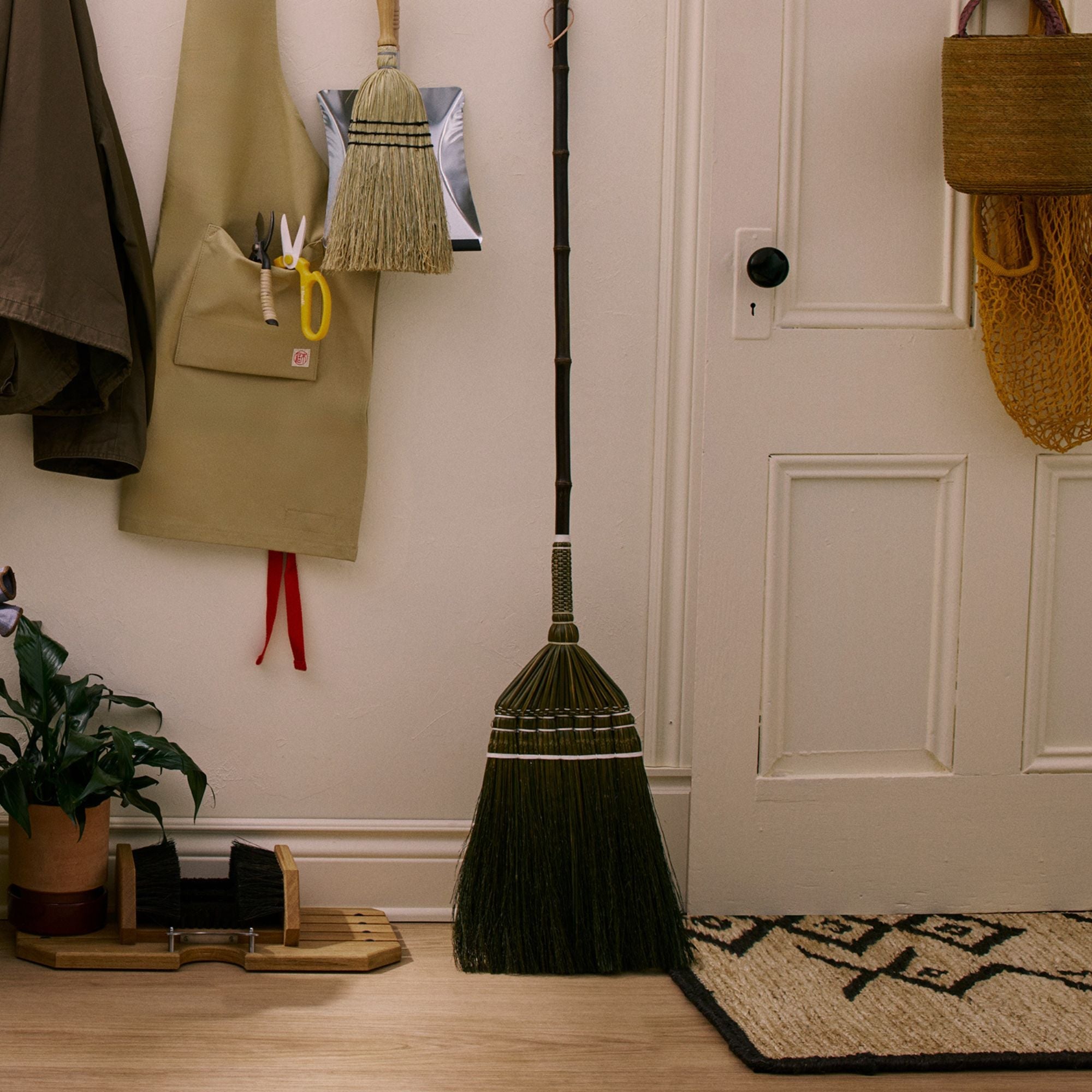 Bamboo Handle Broom - Olive & White